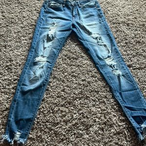 Size 28 light wash distressed kancan skinny jeans like new worn once